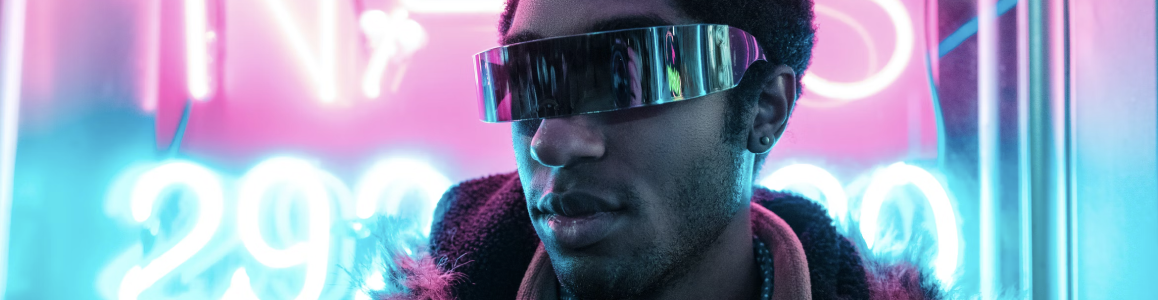 Banner homem de óculos